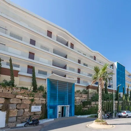 Med One Luxury Unit Higueron With Sea View *